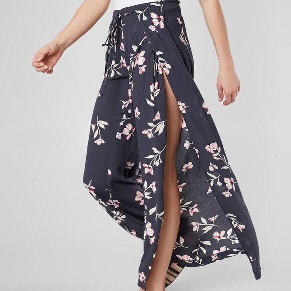 Billabong Pants - Billabong - Adventure Spirit Pant - Nvy/Flrl - Lg